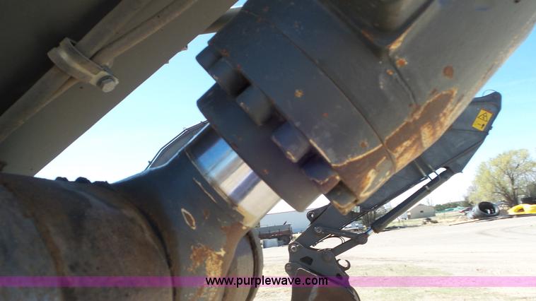 image for item L2195 2006 Volvo EC240BL C excavator