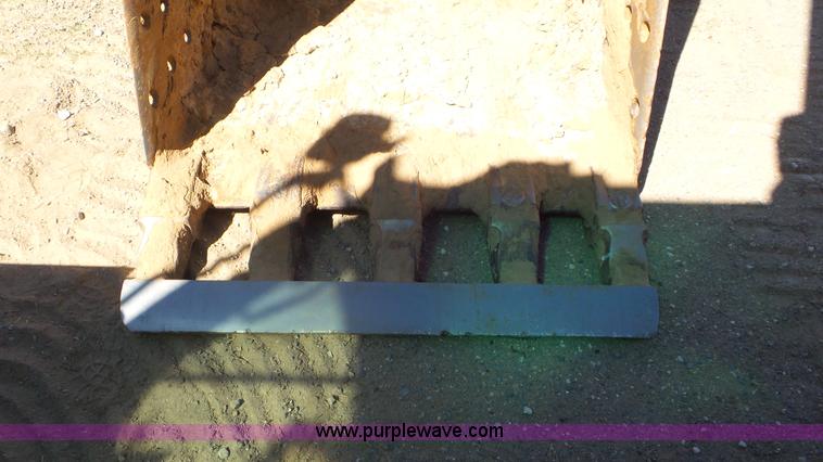 image for item L2195 2006 Volvo EC240BL C excavator