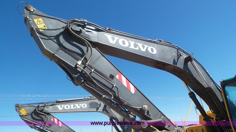 image for item L2195 2006 Volvo EC240BL C excavator