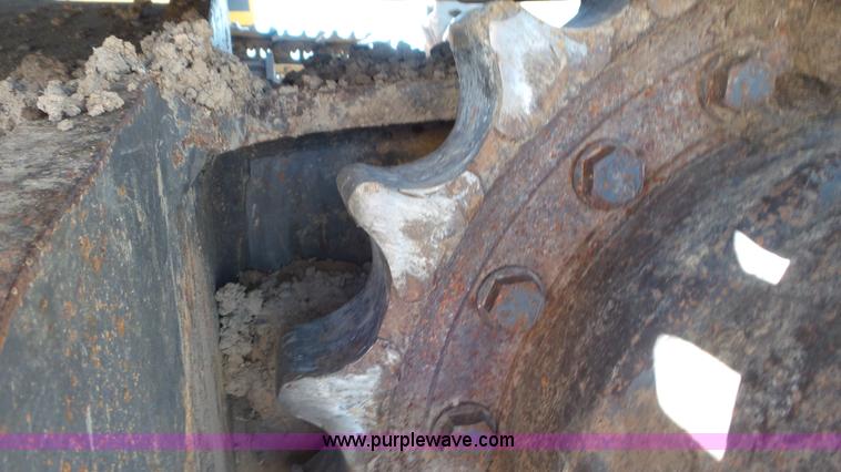image for item L2195 2006 Volvo EC240BL C excavator