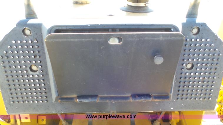 image for item L2196 1996 John Deere 450G LT Series IV pipelayer