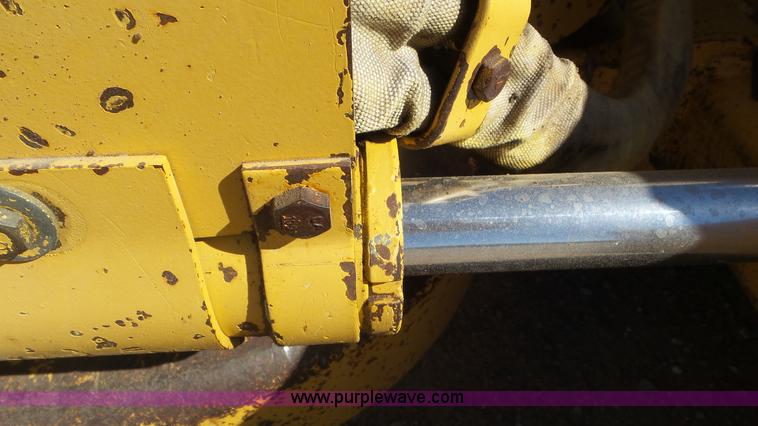 image for item L2196 1996 John Deere 450G LT Series IV pipelayer