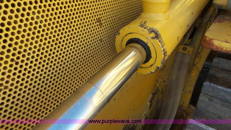 image for item L2196 1996 John Deere 450G LT Series IV pipelayer