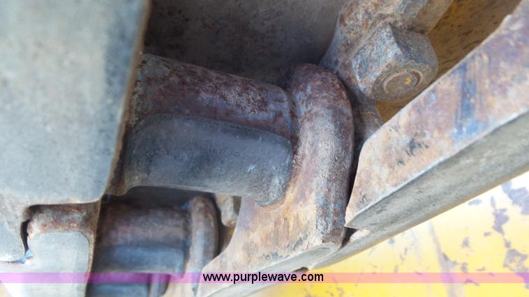 image for item L2196 1996 John Deere 450G LT Series IV pipelayer