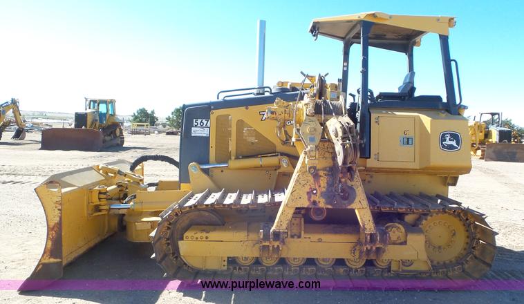 image for item L2197 2005 John Deere 700J pipelayer