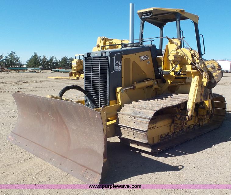 image for item L2197 2005 John Deere 700J pipelayer