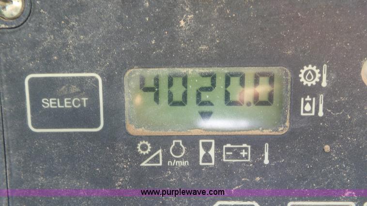 image for item L2197 2005 John Deere 700J pipelayer