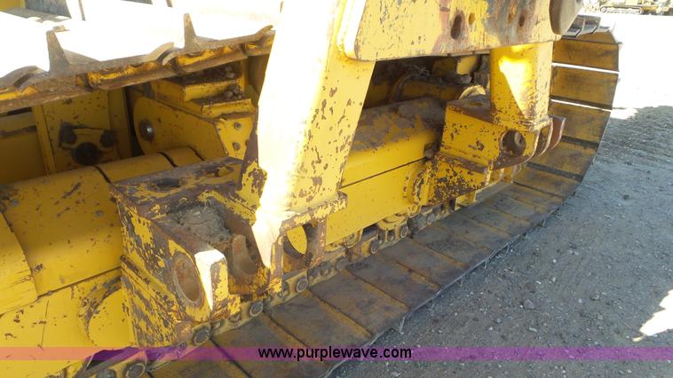 image for item L2197 2005 John Deere 700J pipelayer