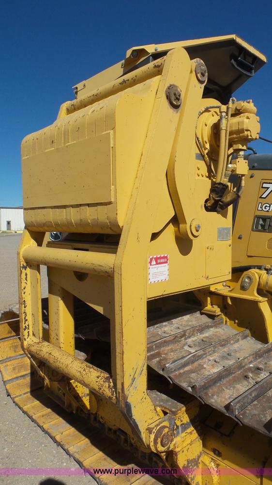 image for item L2197 2005 John Deere 700J pipelayer