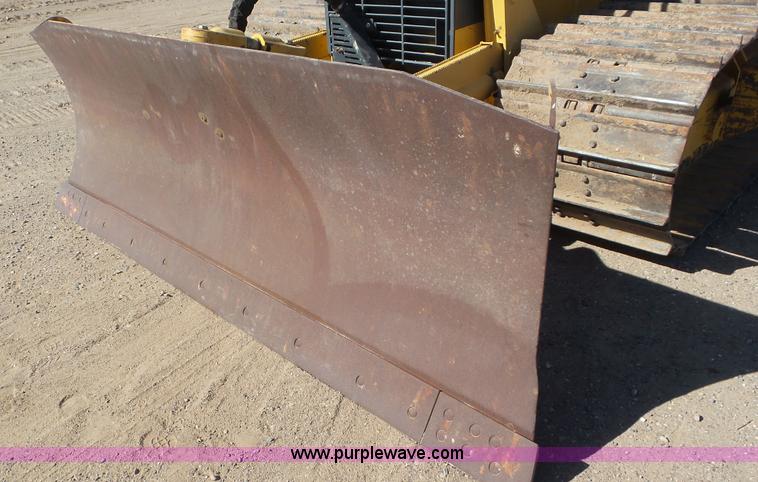 image for item L2197 2005 John Deere 700J pipelayer