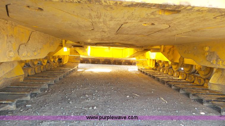 image for item L2197 2005 John Deere 700J pipelayer