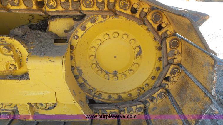 image for item L2197 2005 John Deere 700J pipelayer
