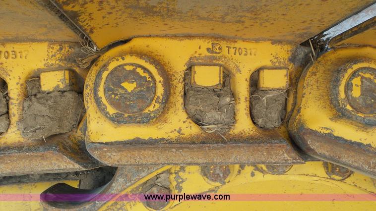 image for item L2197 2005 John Deere 700J pipelayer