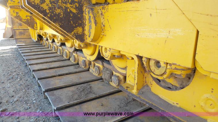 image for item L2197 2005 John Deere 700J pipelayer