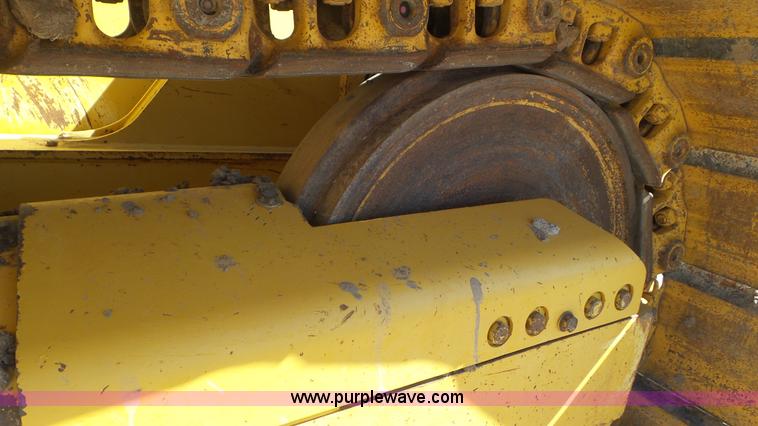 image for item L2197 2005 John Deere 700J pipelayer