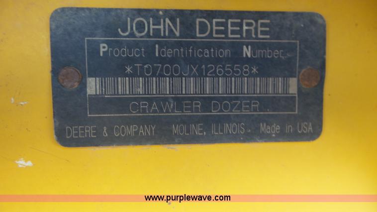 image for item L2198 2006 John Deere 700J dozer