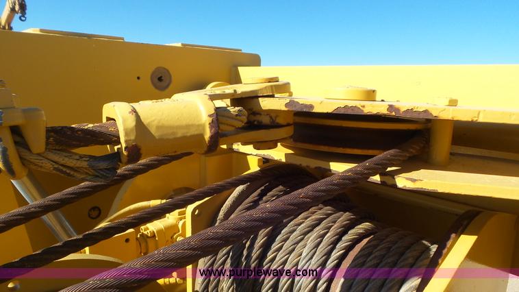 image for item L2199 1971 Caterpillar D7F pipelayer