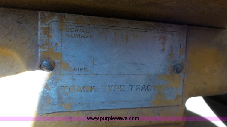 image for item L2199 1971 Caterpillar D7F pipelayer