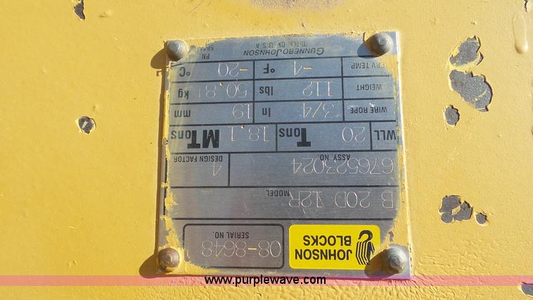 image for item L2199 1971 Caterpillar D7F pipelayer