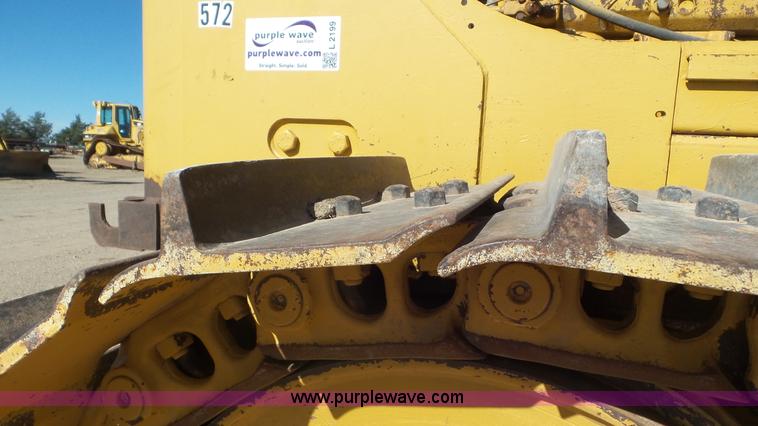 image for item L2199 1971 Caterpillar D7F pipelayer