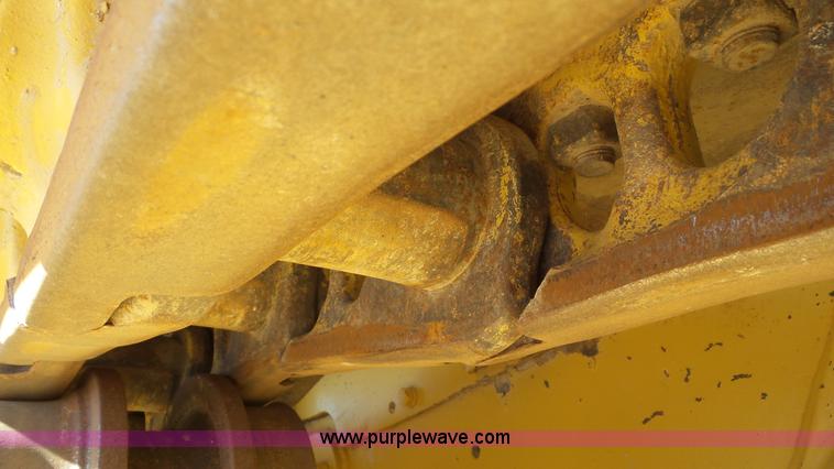 image for item L2199 1971 Caterpillar D7F pipelayer