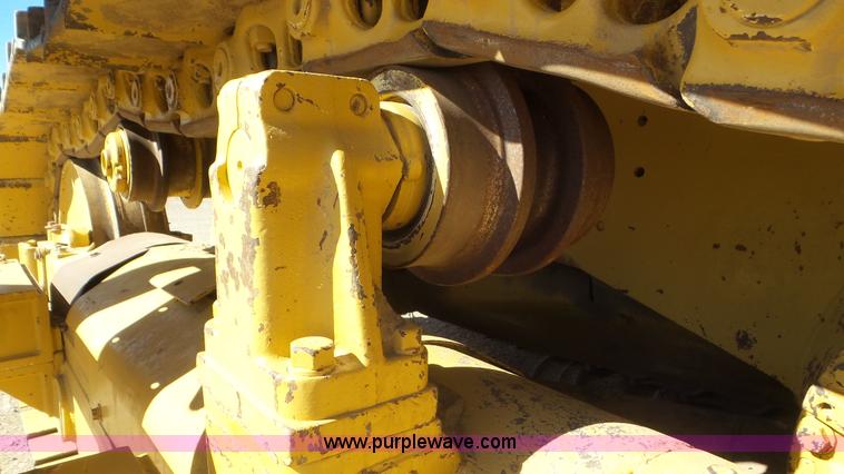 image for item L2199 1971 Caterpillar D7F pipelayer