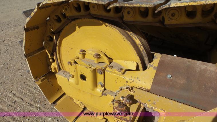 image for item L2199 1971 Caterpillar D7F pipelayer