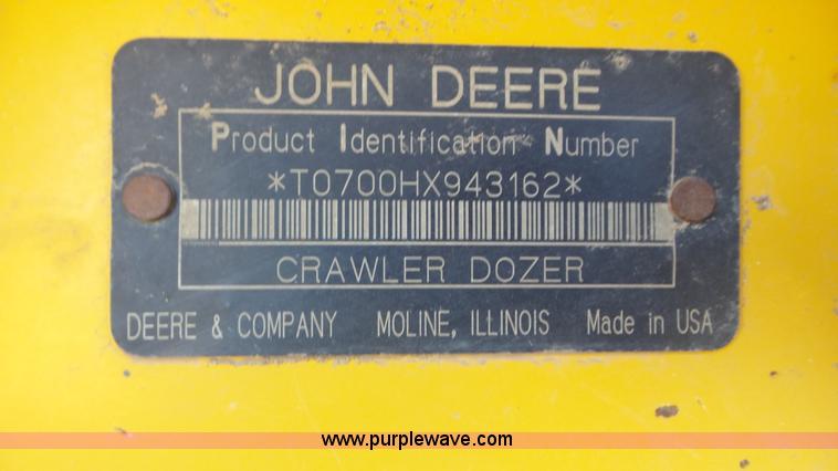 image for item L2200 2005 John Deere 700H XLT dozer