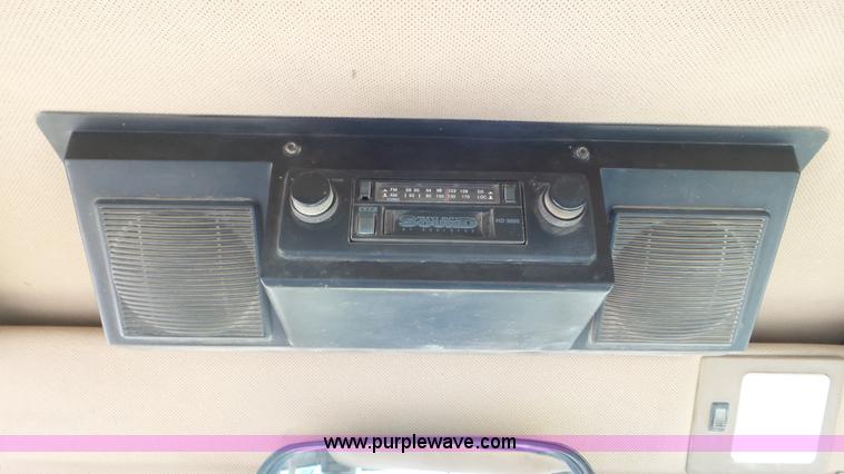 image for item L2201 1998 John Deere 670C motor grader