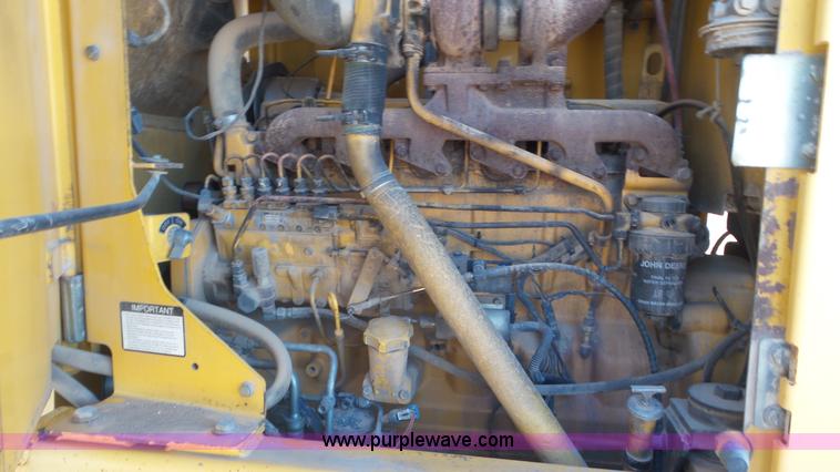 image for item L2201 1998 John Deere 670C motor grader