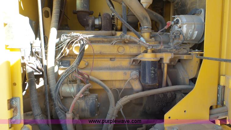 image for item L2201 1998 John Deere 670C motor grader