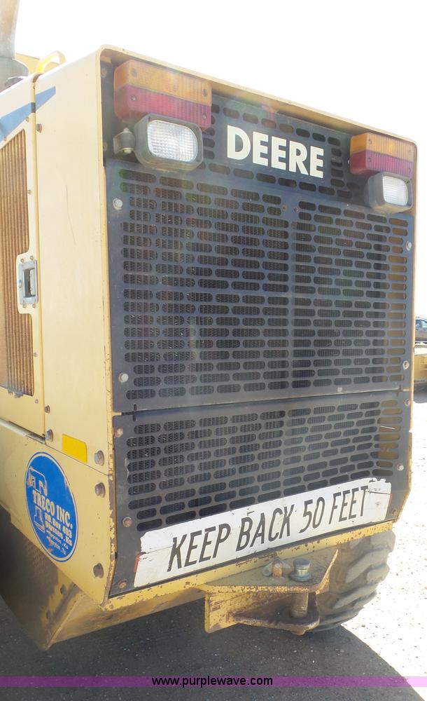 image for item L2201 1998 John Deere 670C motor grader