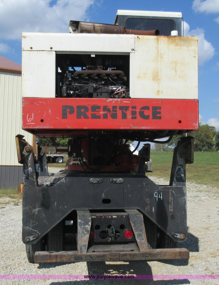 image for item L5438 1999 Prentice 210E log loader