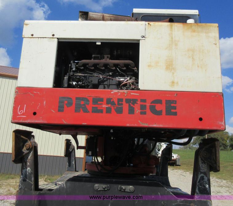 image for item L5438 1999 Prentice 210E log loader