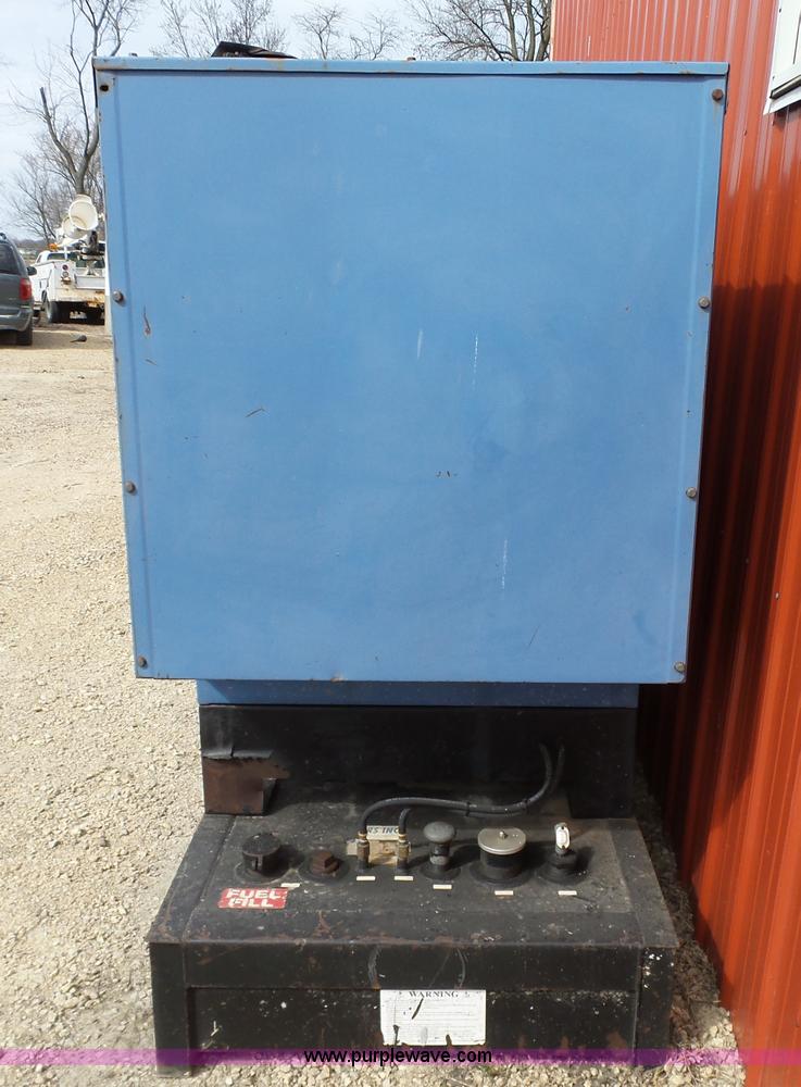 image for item L5653 2003 Sdmo JS60UC generator