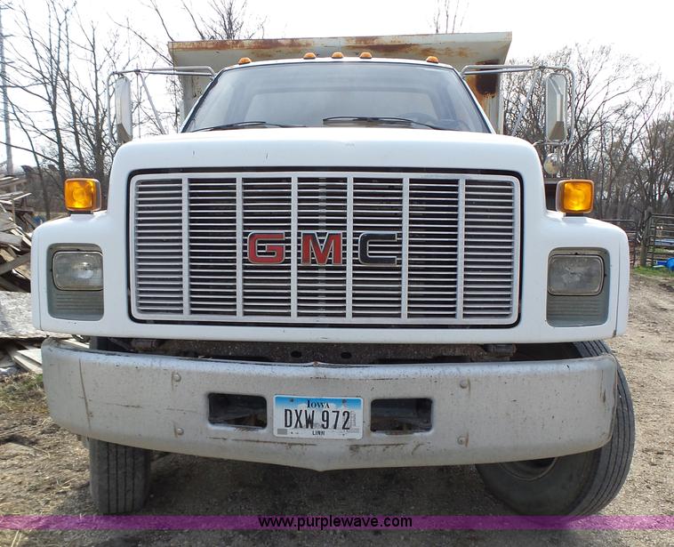 image for item L5656 2001 GMC TopKick dump truck
