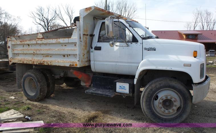 image for item L5656 2001 GMC TopKick dump truck