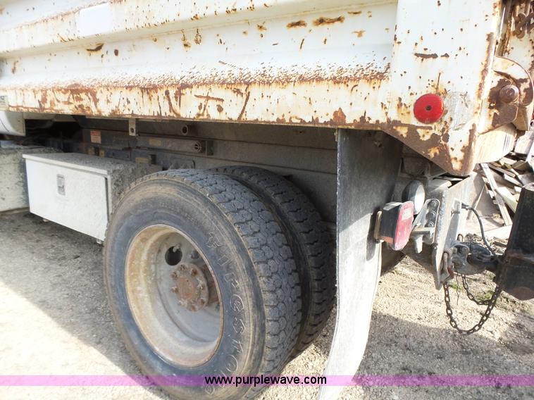 image for item L5656 2001 GMC TopKick dump truck