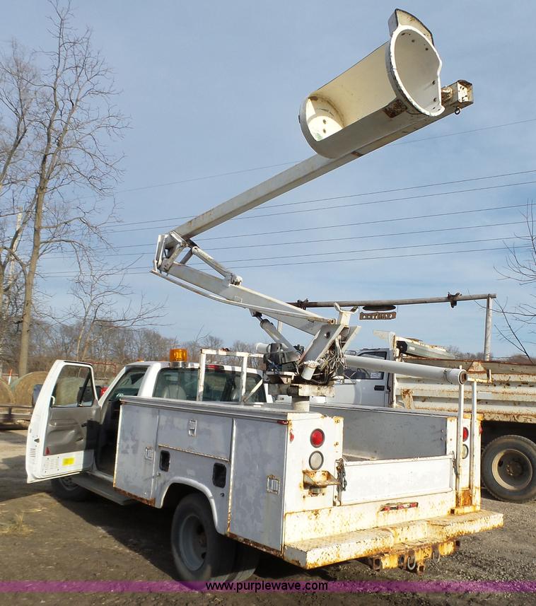 image for item L5661 1996 Ford F350 Super Duty XL utility truck with crane