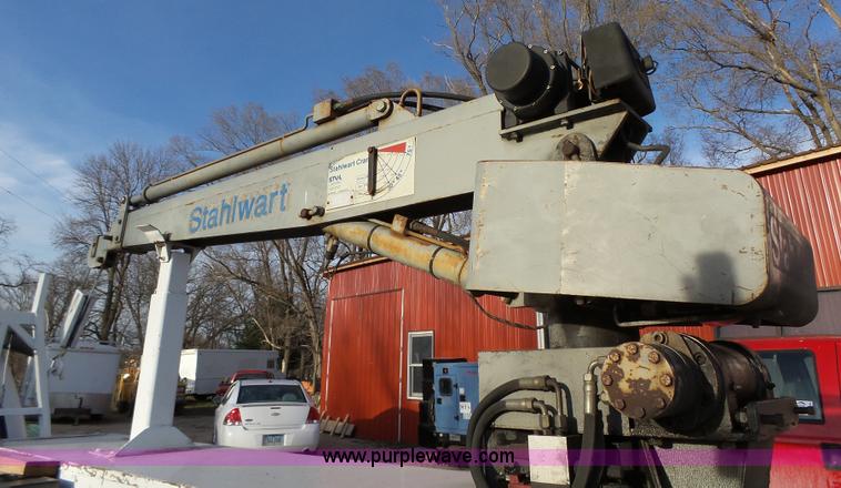 image for item L5663 1994 Chevrolet 3500HD utility truck with crane