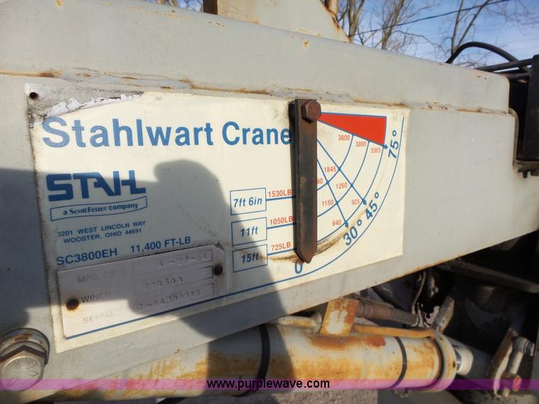 image for item L5663 1994 Chevrolet 3500HD utility truck with crane