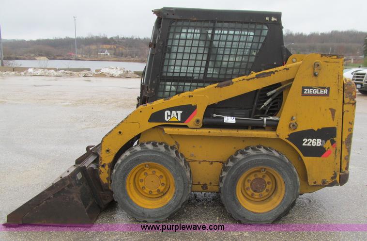 image for item L5670 2010 Caterpillar 226B Series 3 skid steer