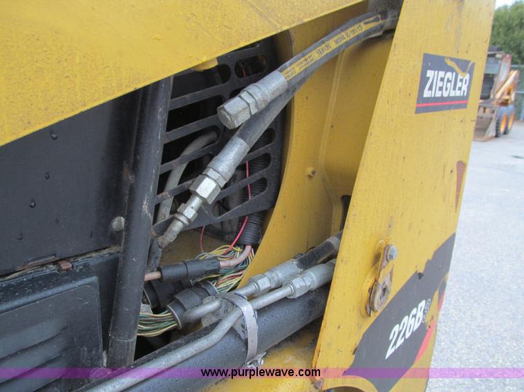 image for item L5670 2010 Caterpillar 226B Series 3 skid steer