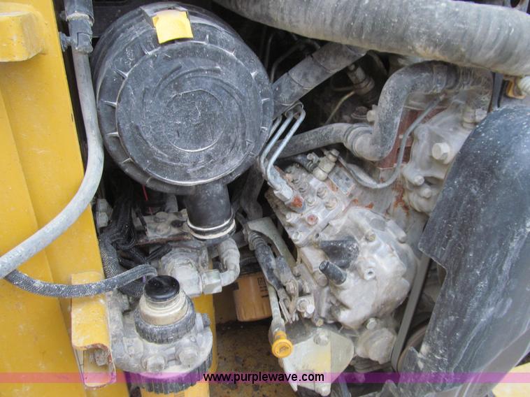 image for item L5670 2010 Caterpillar 226B Series 3 skid steer