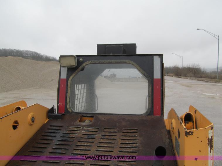 image for item L5671 1997 Mustang 2040 skid steer