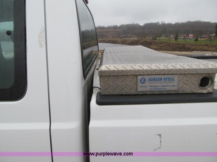 image for item L5672 2002 Ford F250 Super Duty XL Ext. Cab pickup truck