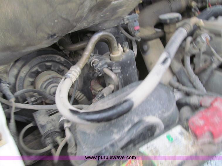 image for item L5672 2002 Ford F250 Super Duty XL Ext. Cab pickup truck