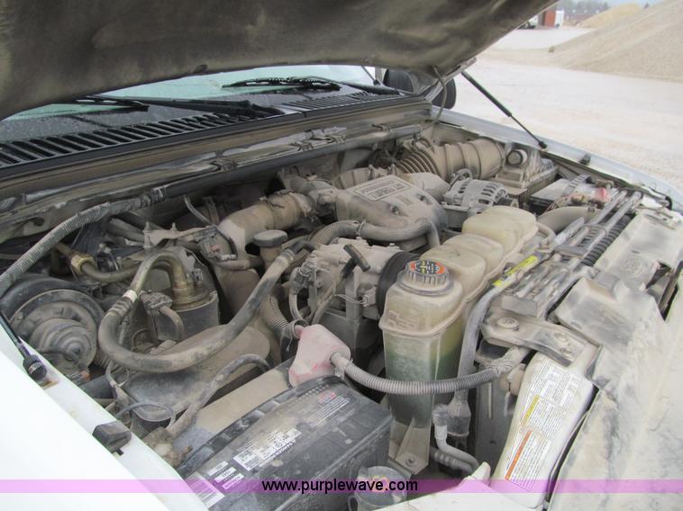 image for item L5674 2000 Ford F250 Super Duty XL SuperCab pickup truck