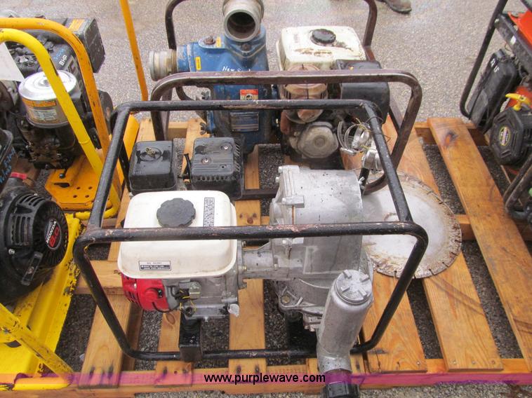 image for item L5680 (2) water pumps
