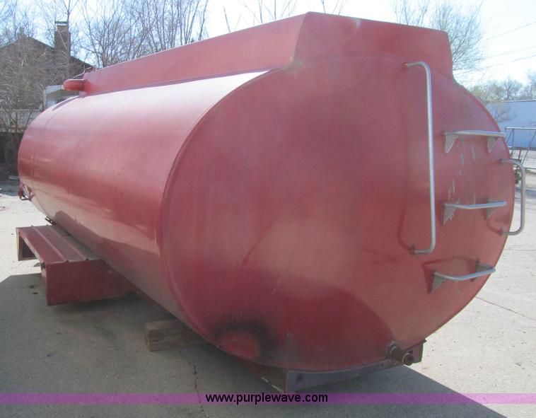 image for item L5697 Water tank bed